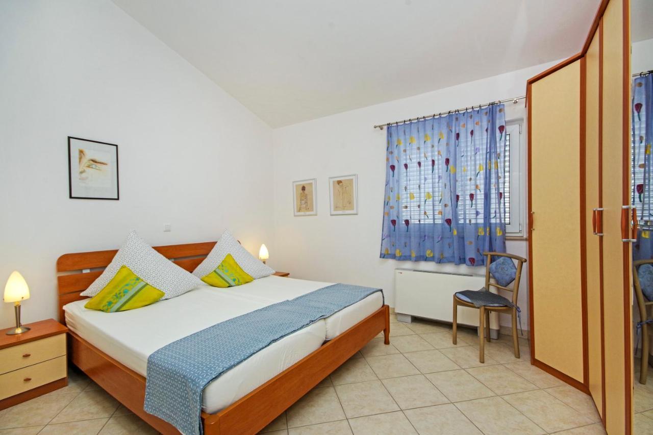Matanovi Dvori Md Apartments Макарска Экстерьер фото