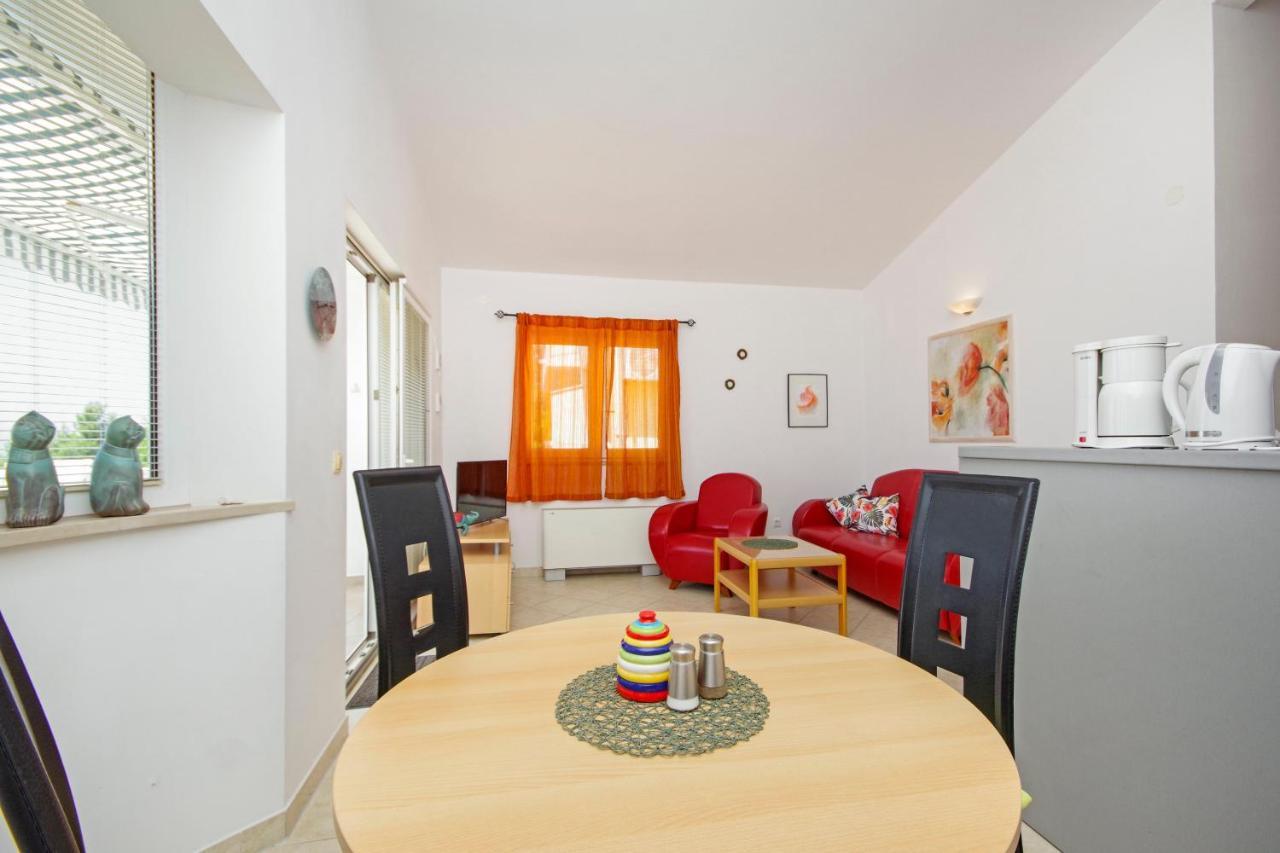 Matanovi Dvori Md Apartments Макарска Экстерьер фото