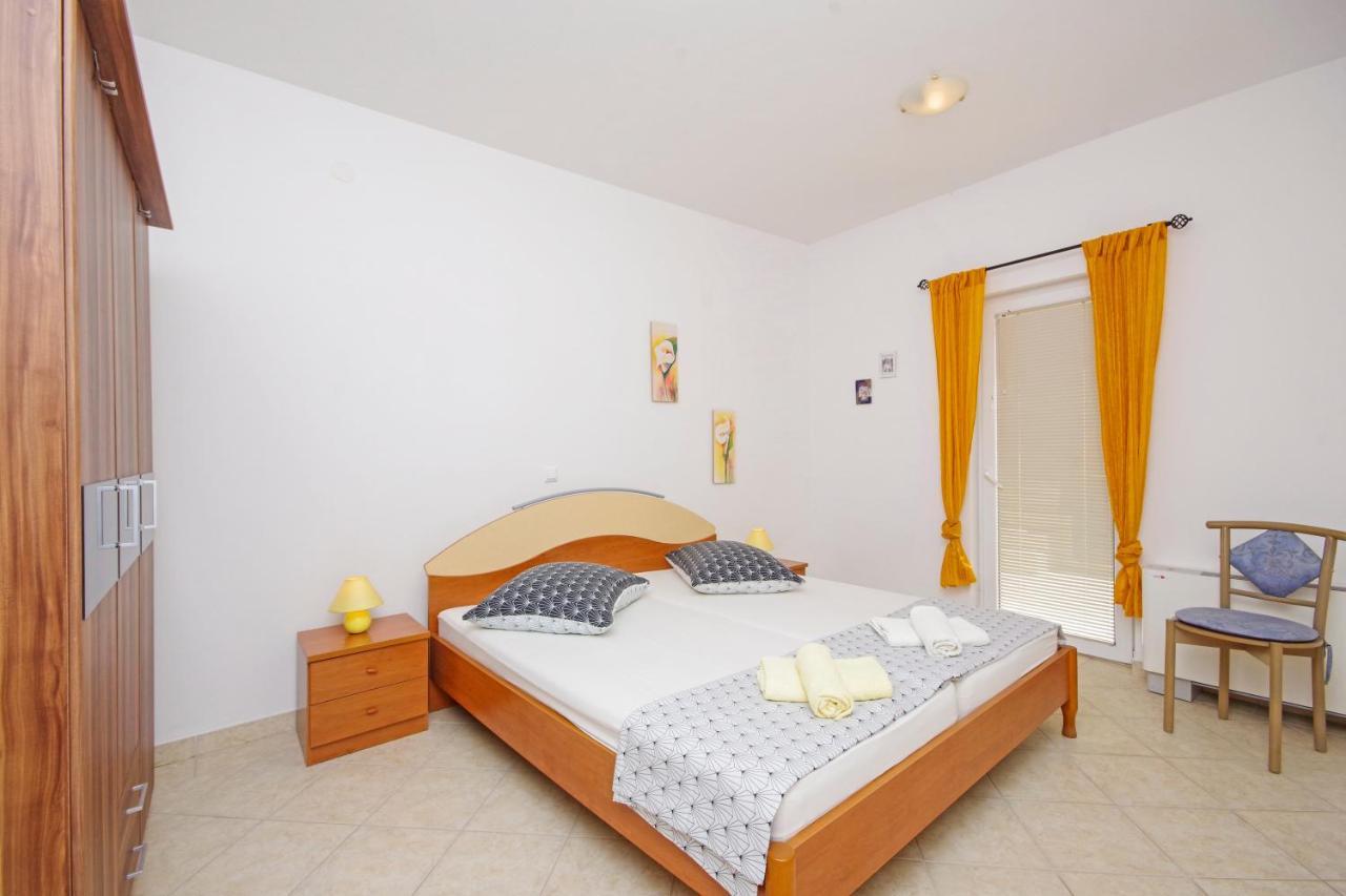 Matanovi Dvori Md Apartments Макарска Экстерьер фото